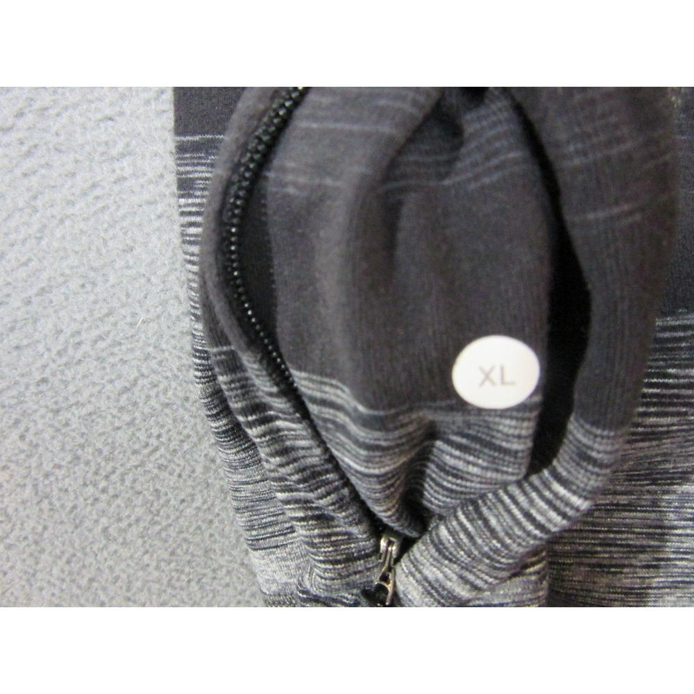 Lululemon Shirt Men XL Gray Universal Stripe Black Soot Light White Core 1/4 Zip - Picture 7 of 11